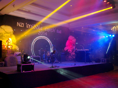 ระบบแสงสีที่เปลี่ยนบรรยากาศทั้งงาน